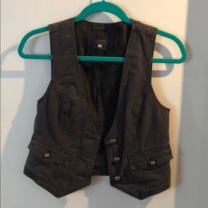 Fossil Dark Gray Crop Vest